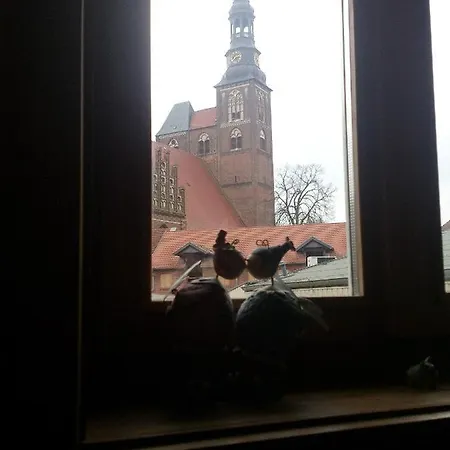 Im Kurfuerstlichen Zollamt * Tangermünde
